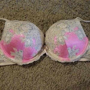 Victoria secret bra